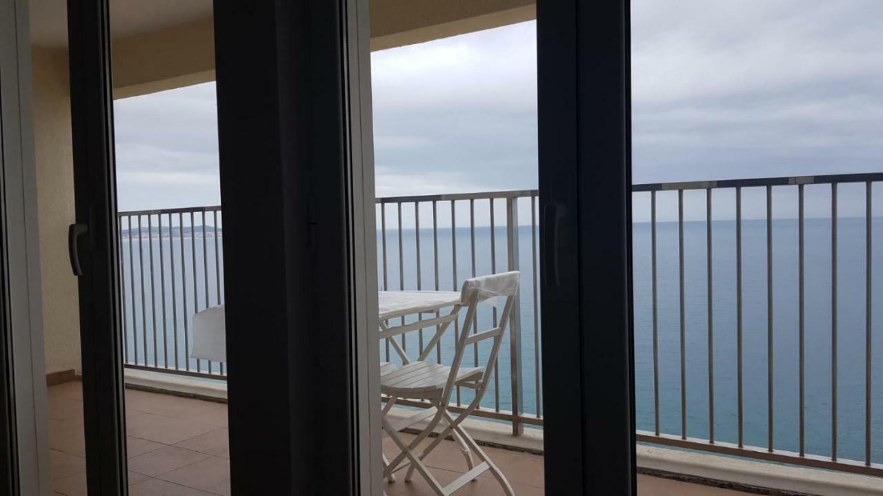 Apartamento En Primera Linia Vistas Al Mar Castell-Platja d’Aro Exterior foto